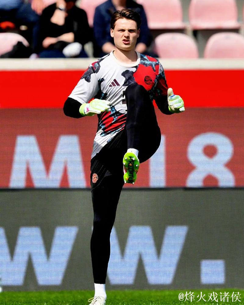 乌尔比希:赛前4小时确认首发出战 乌尔比希:赛前4小时确认首发出战